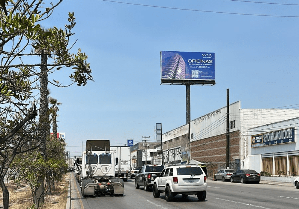 Blvd. Bellas Artes, natural TJ MEDIOS EXTERIORES
