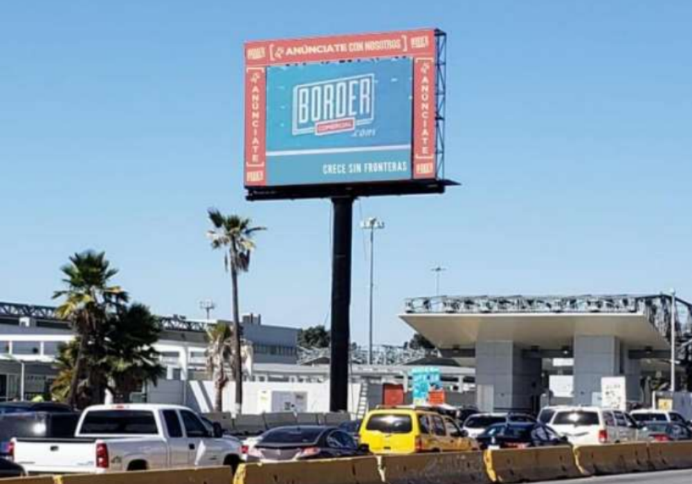 Pantalla publicitaria LED en Garita Otay Tijuana