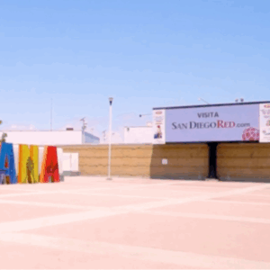 Pantalla publicitaria LED en Garita Chaparral Tijuana